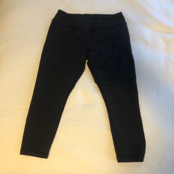 lululemon athletica Pants - Lululemon Cropped Black Leggings